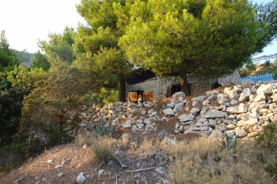 A Small Stone House By The Sea, In A Wineyard Nerezisca ภายนอก รูปภาพ